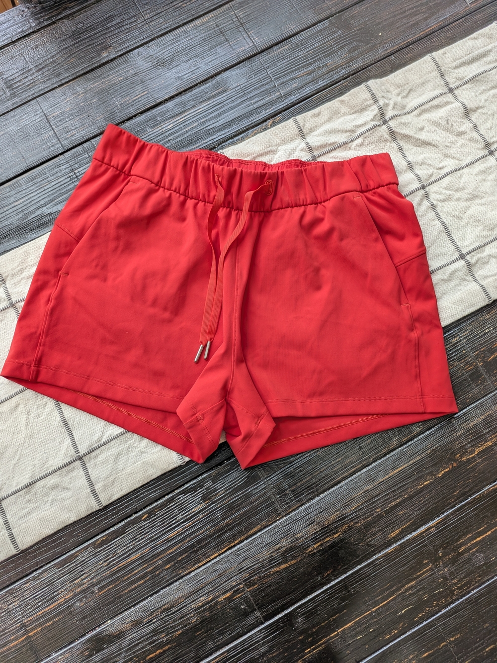 Lululemon Orange / Red Athletic Drawstring Shorts • Size 8